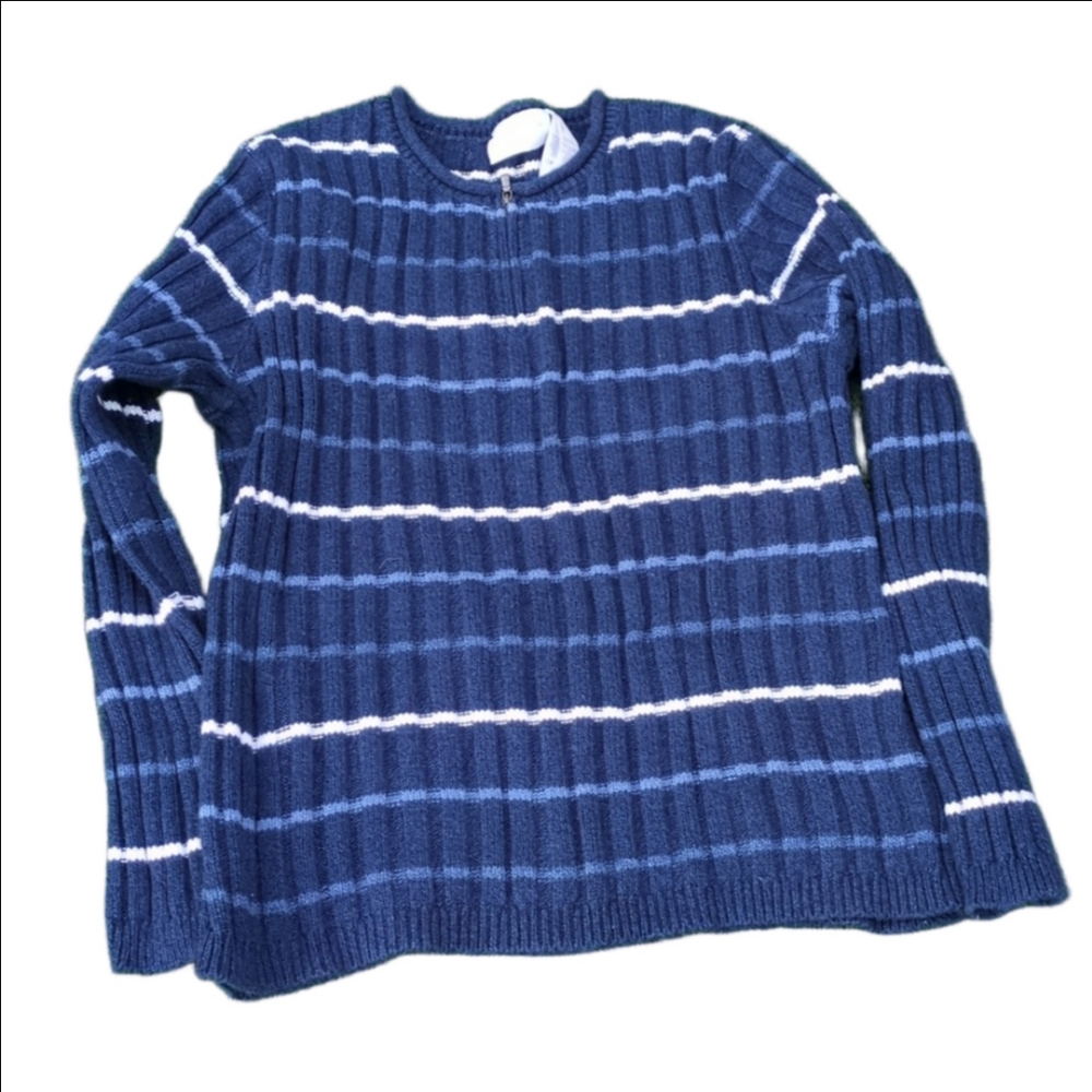 vintage Liz Claiborne Blue and White ‎ Sweater with Relaxed Fit, Large Size